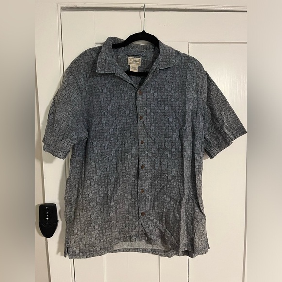 L.L.Bean Vintage Collar Button up Medium Blue - Picture 1 of 3